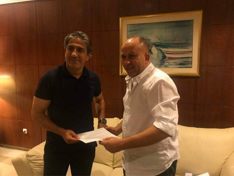 التونسي الكوكي مدربا للفيصلي (صور)