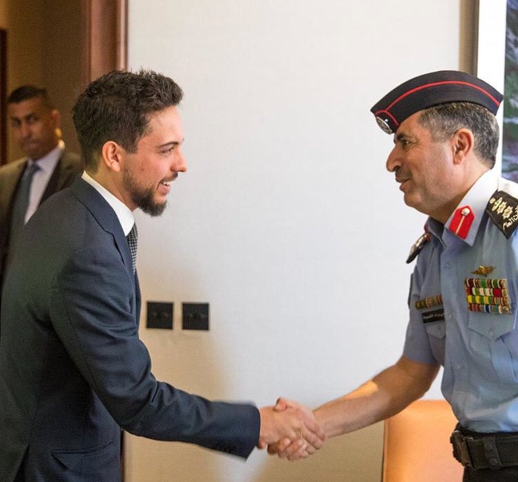 ولي العهد: في يوم عمل بالمكتب