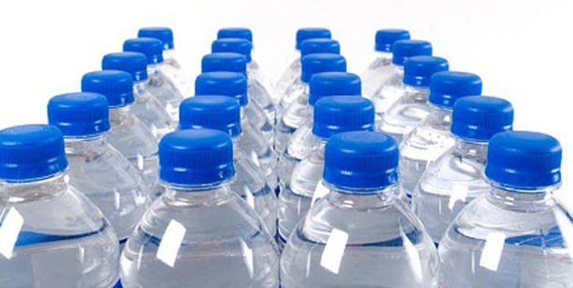 الزرقاء :اغلاق مصنع للمياه والتحفظ على