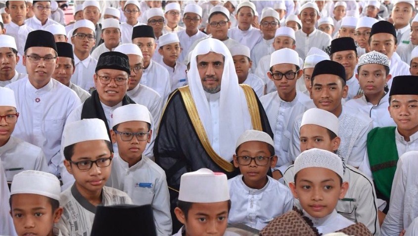 علماء باكستان : رابطة العالم الاسلامي