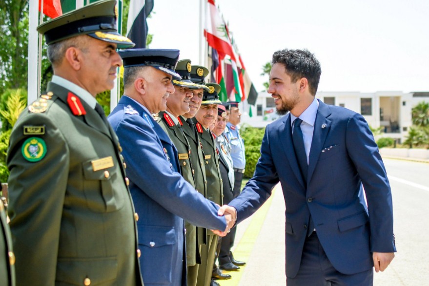 ولي العهد يرعى حفل تخرج دورتي