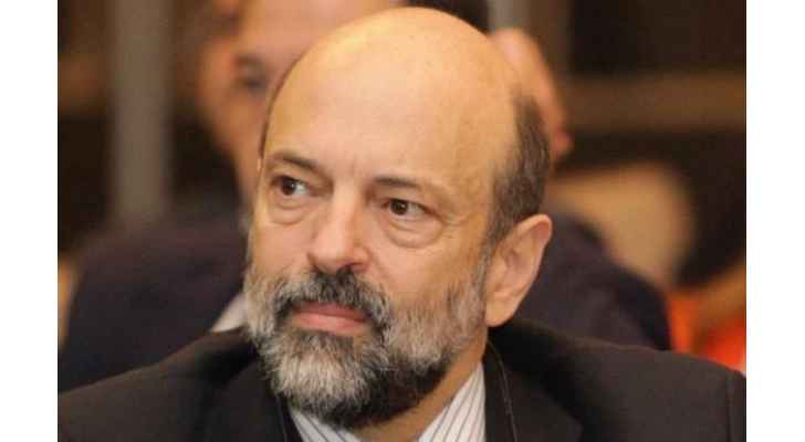 المديح ينهال على الرزاز