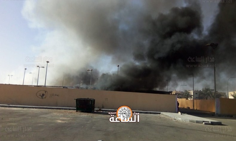 حريق بالسوق الشعبي بالعقبة (صور)