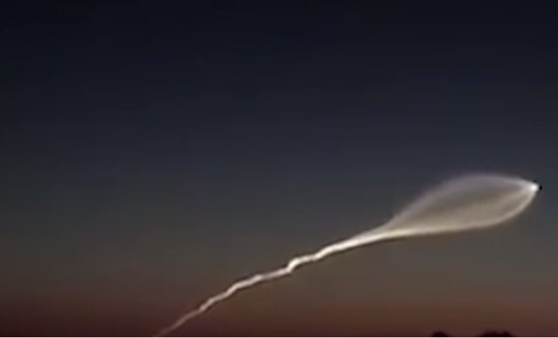 بالفيديو .. ما سر الجسم المتوهج