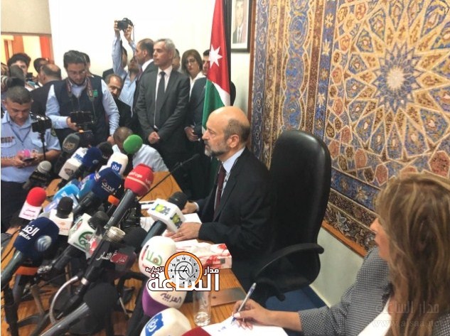 الرزاز: إعادة هيكلة عدد من الهيئات