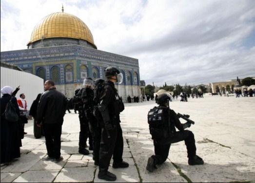 «اوقاف القدس» تحذر من اعتداء متطرفين