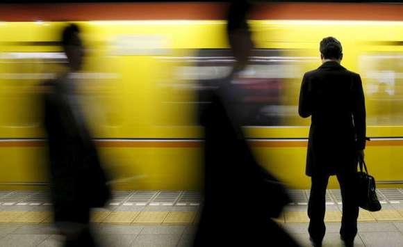 معاقبة موظف ياباني بسبب 3 دقائق