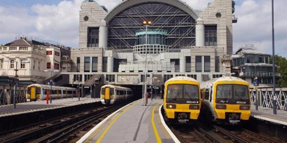 الشرطة البريطانية تعتقل رجلا زعم أن