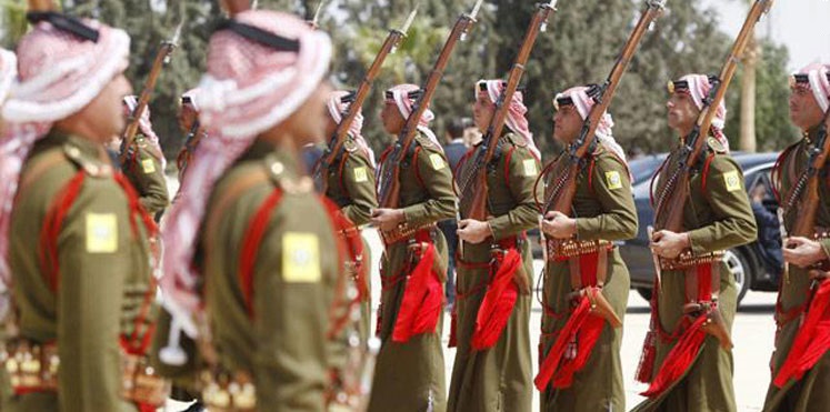 الجلاد يكتب إلى: العسكر