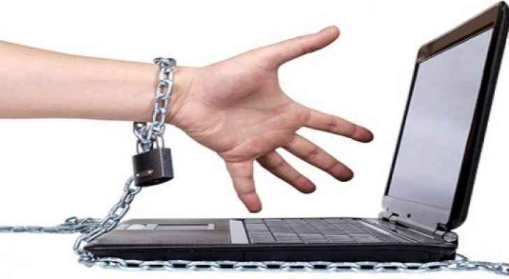 مستشفى بريطاني يستعد لاستقبال ’مدمني الإنترنت‘