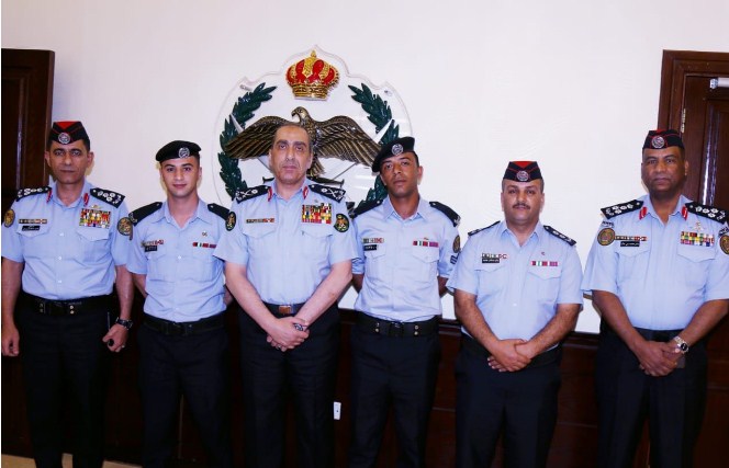 تكريم «طاقم دورية» القوا القبض على