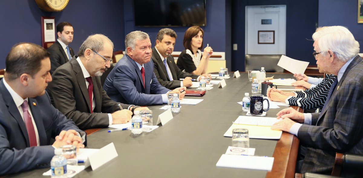 الملك يلتقي رئيس وأعضاء لجنة المخصصات