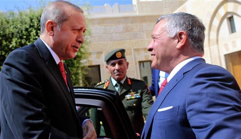 الملك يهاتف اردوغان