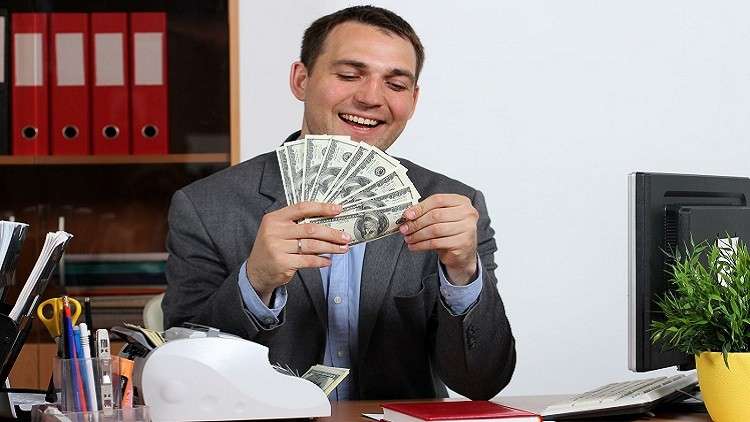 علماء: المال أفضل المهدئات