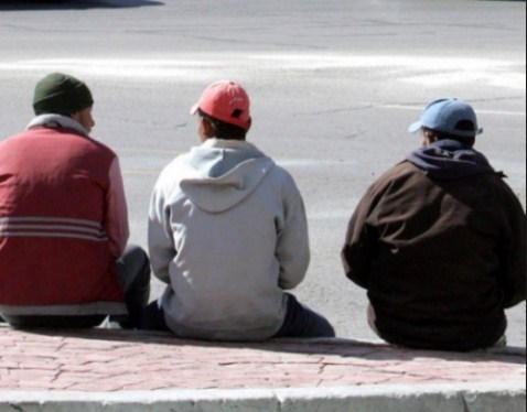 تسفير 450 عاملا وافدا منذ بداية