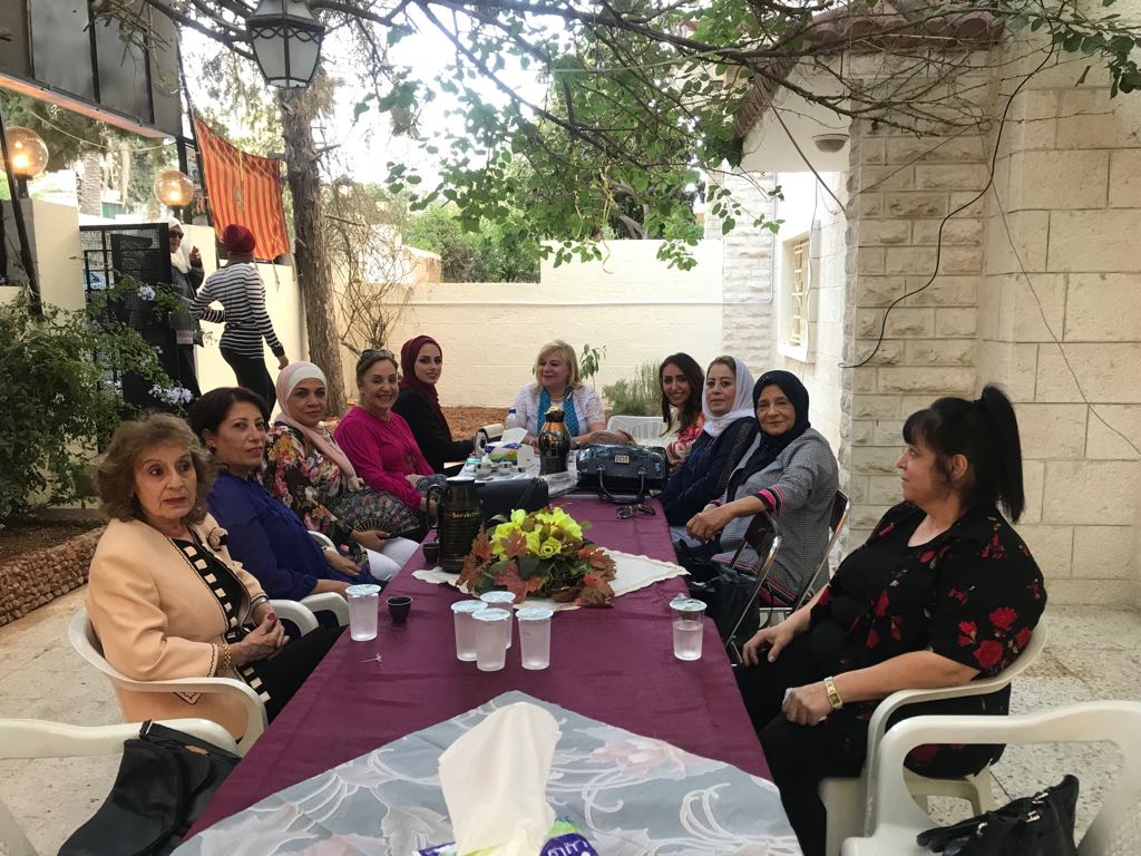 نادي المرأة ينظم يوما في رياضة