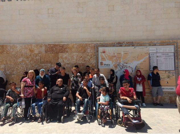 سلطة إقليم البترا تحقق أمنية 25