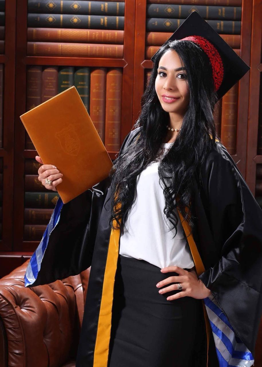 جيلان محمد أبوالرب.. مبروك «العلاقات الدولية»