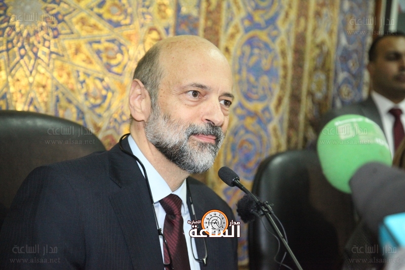 الرزاز: إن ساءت الأحوال الأردني سيقف