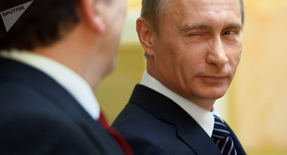 بوتين لملك إسبانيا: تكتيكات منتخبنا كانت