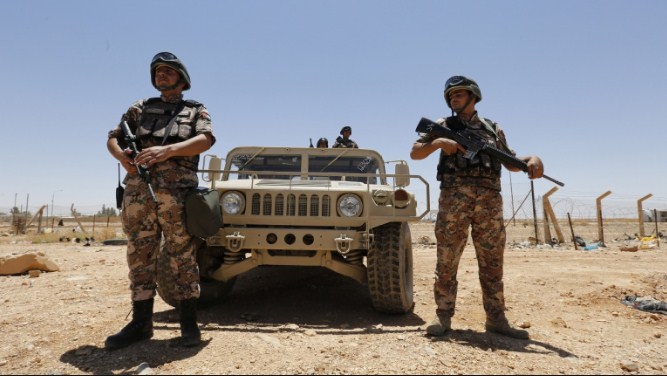 الجيش: هناك الكثير من المندسين بين