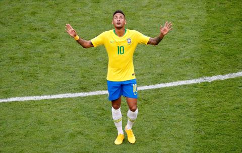 البرازيل تهزم المكسيك وتتأهل إلى ربع