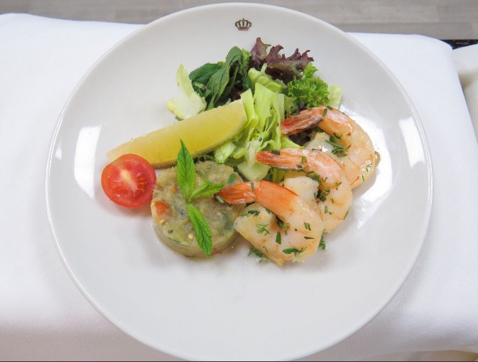 الملكية الأردنية تحسن خدمات الطعام المقدمة