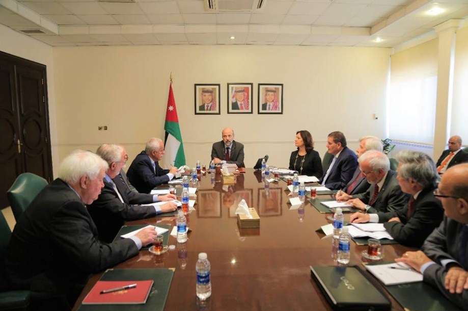 الرزاز يلتقي المجموعة الاستشارية الدولية للبرنامج