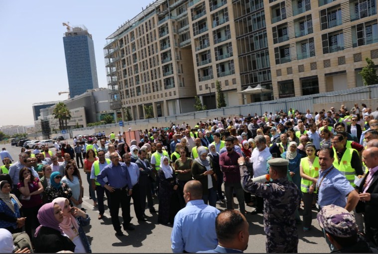 تمرين لحادث وهمي على مبنى (أورنج)