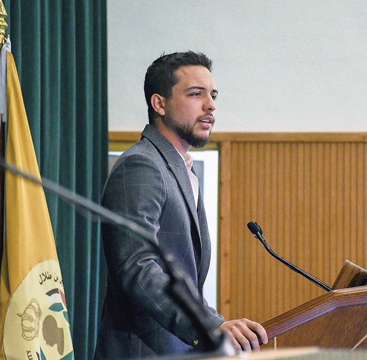 الحسين في جامعة الحسين