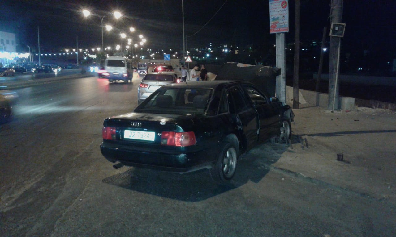 وفاة وإصابتان بحادث تصادم في عمان