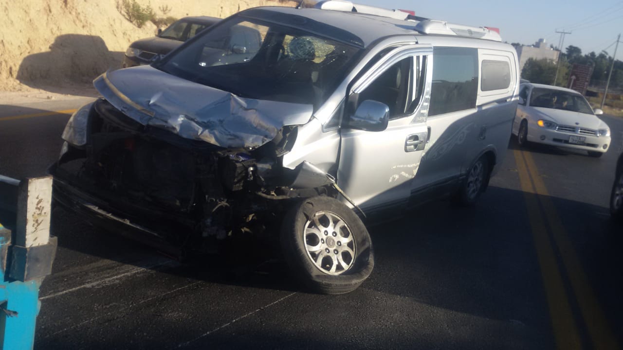 وفاة وإصابتان بتصادم مركبتين في ناعور