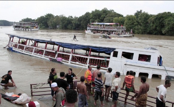 تايلند: ارتفاع حصيلة ضحايا غرق القارب