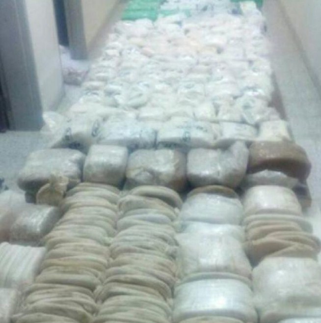 القبض على شخصين بحوزتهما كمية كبيرة