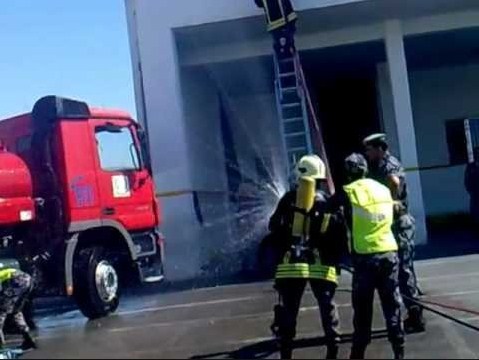 إصابة شخصين اثر حريق داخل محطة