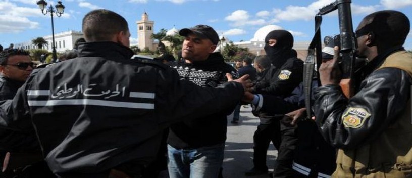 مقتل 9 عسكريين باستهداف دورية للحرس