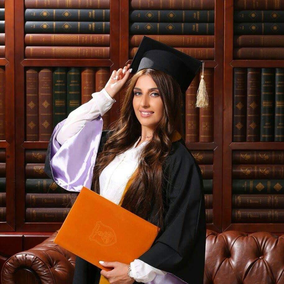 بانا الصعوب.. مبروك البكالوريوس