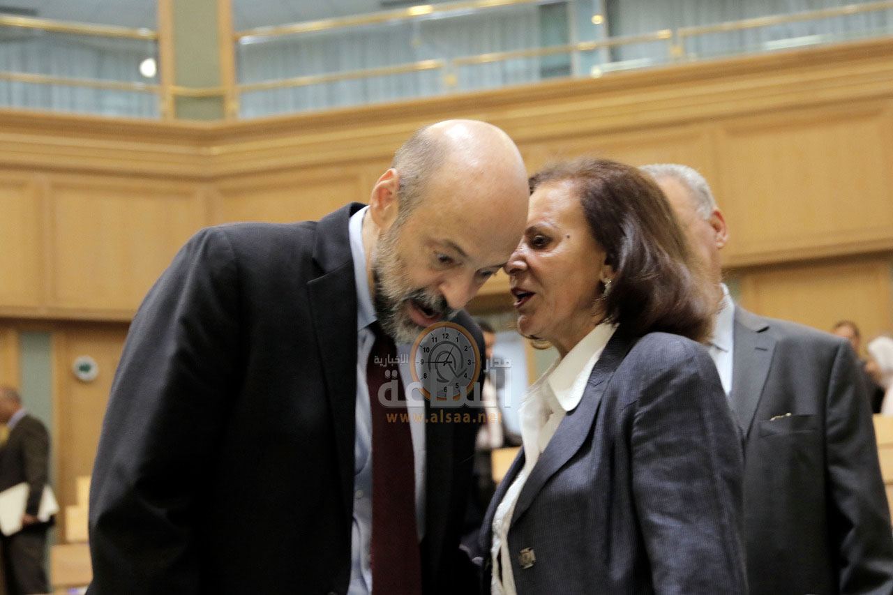 أولى جلسات استثنائية النواب في صور