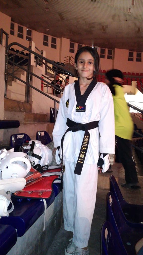 لنا حازم الفايز.. مبروك الذهب