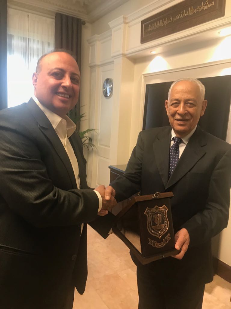 رئيس الديوان الملكي يستقبل رئيس هيئة