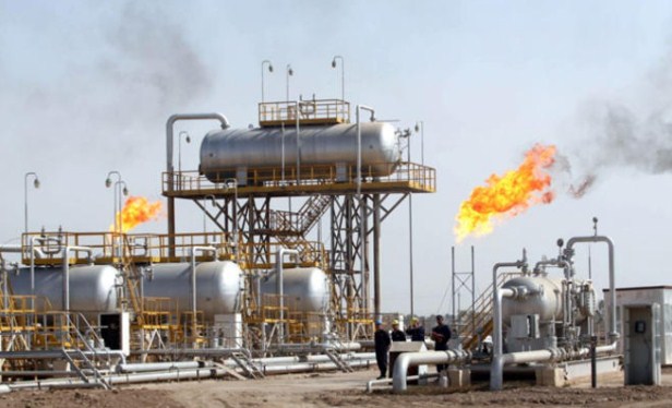 النفط يرتفع ويقترب من الـ 80