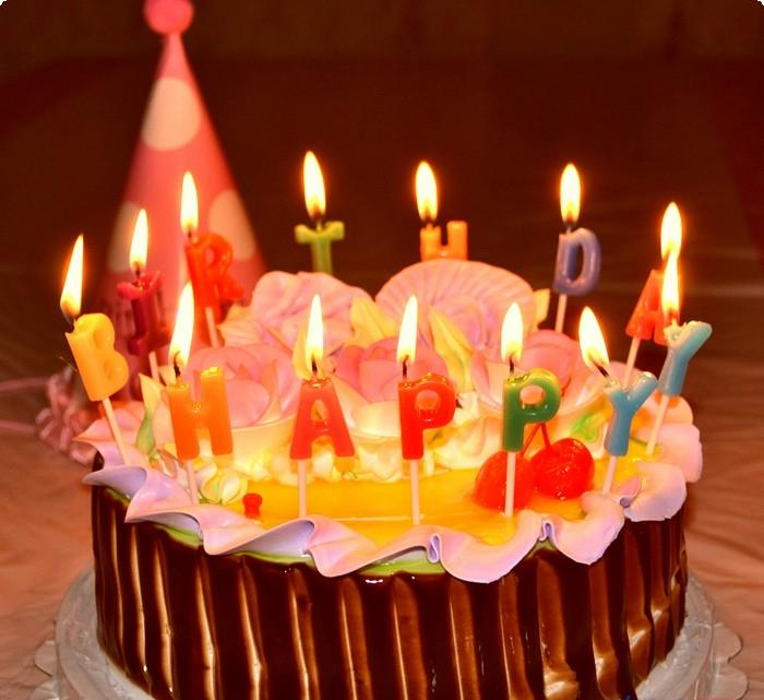 مرح تحتفل بعيد ميلادها