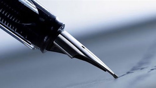 «أميون» تغلبوا على أميتهم بفعل مواقع