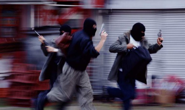 تونس: سطو بالسلاح على فرع لأحد