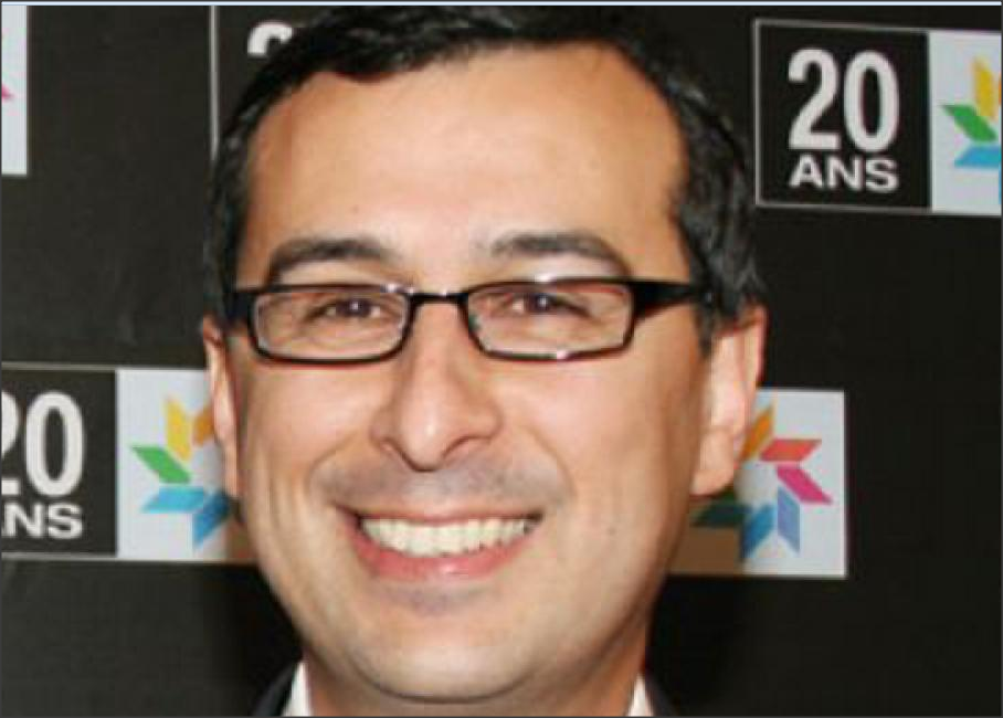 عارضة ازياء تفضح مدير قناة عربية