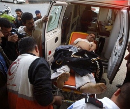 غزة: إصابة شاب فلسطيني برصاص الاحتلال