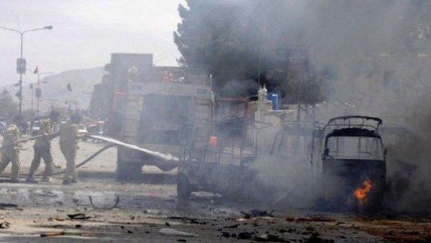 إصابة 20 شخصا في انفجار قنبلة