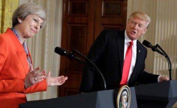 ترمب يغادر بريطانيا لحضور قمة مع