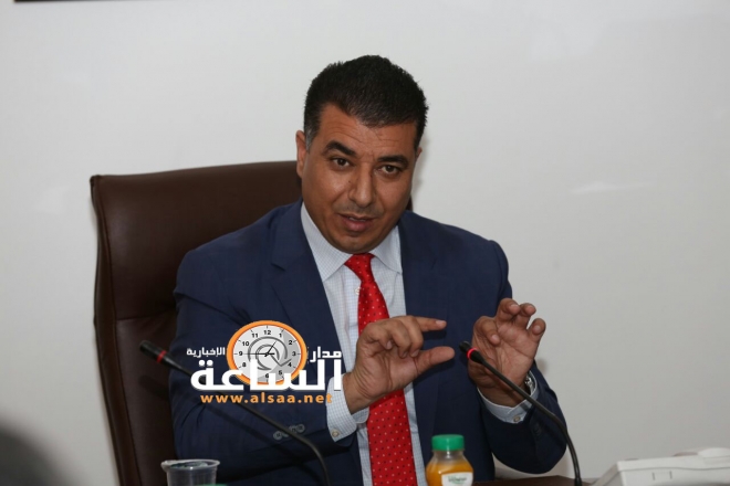 وزير الزراعة يثبت 704 أطباء بيطريين