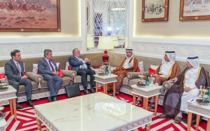 استقبال رسمي لوزير العمل الأردني في